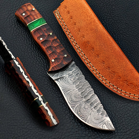 Handmade Damascus Steel Pocket Knife with Horn Handle